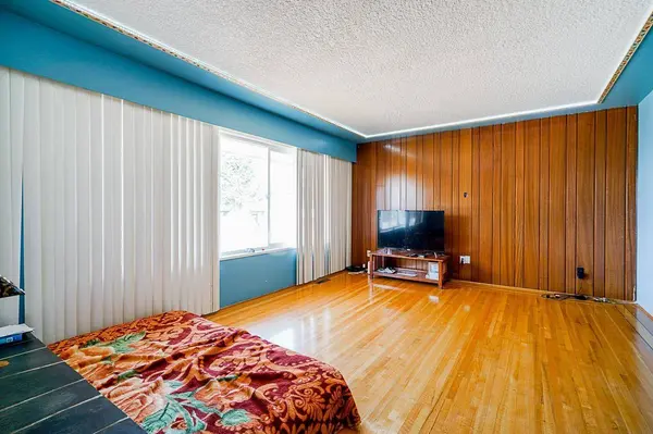 13792 112 AVENUE, Surrey, BC V3R2G3