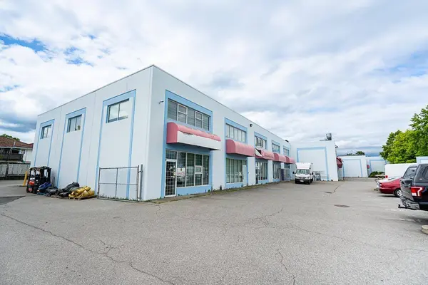 12318 84 AVE #24, Surrey, BC V3W0N2