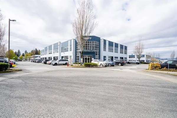 12877 76 AVE #206, Surrey, BC V3W1E6