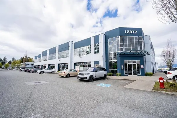 12877 76 AVE #206, Surrey, BC V3W1E6