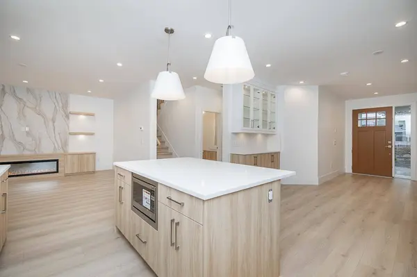 5483 7 AVE, Delta, BC V4M 1P7