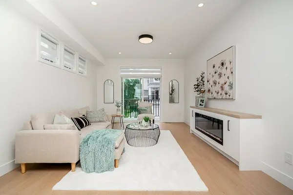 2525 156 ST #6, Surrey, BC V3P 1C7