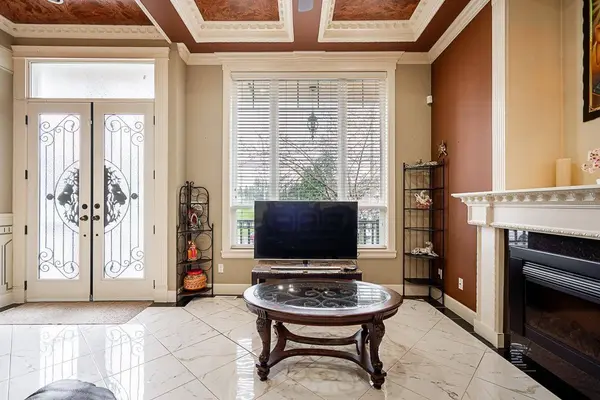 12567 66 AVE, Surrey, BC V3W 1V6