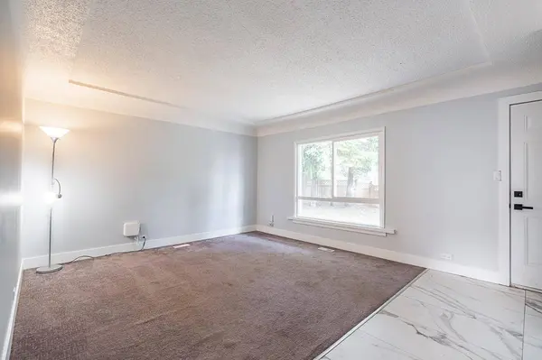 9893 132 ST, Surrey, BC V3T 3S7