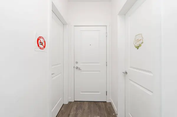 15858 Fraser HWY #307, Surrey, BC V4N 6X4