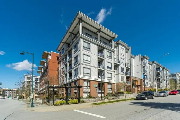 13733 107a AVE #516, Surrey, BC V3T 0B7