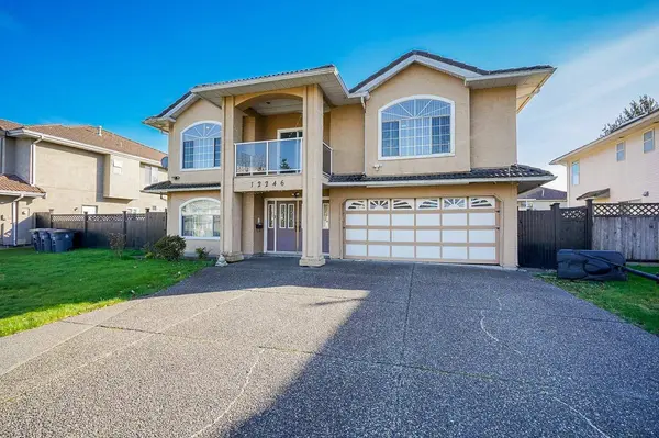 12246 64a AVE, Surrey, BC V3W 3R8
