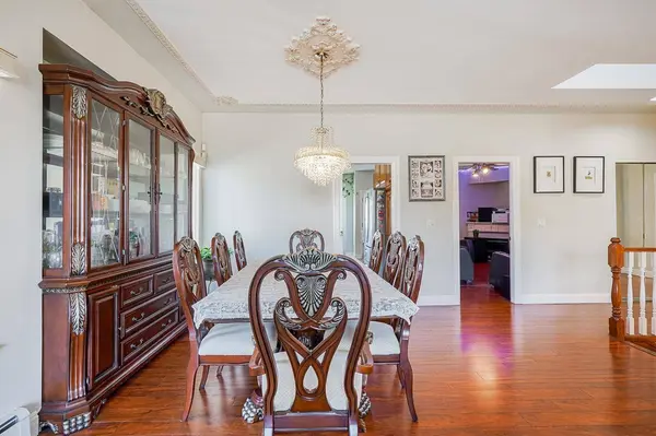12246 64A AVENUE, Surrey, BC V3W3R8