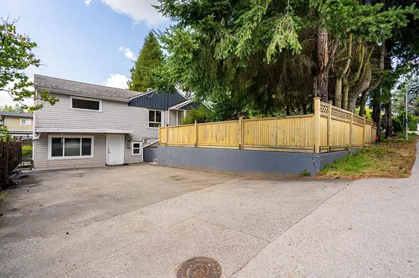 9893 132 STREET, Surrey, BC V3T3S7