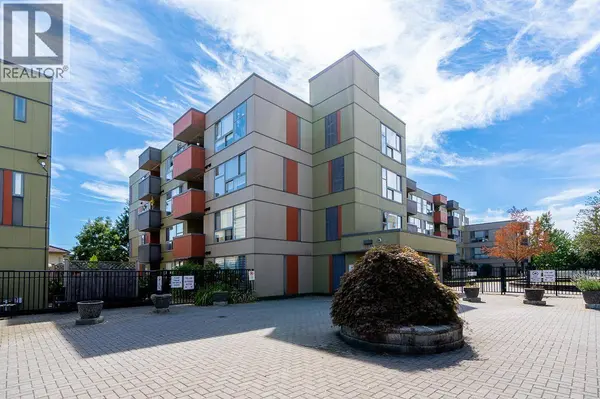 12075 228 ST #208