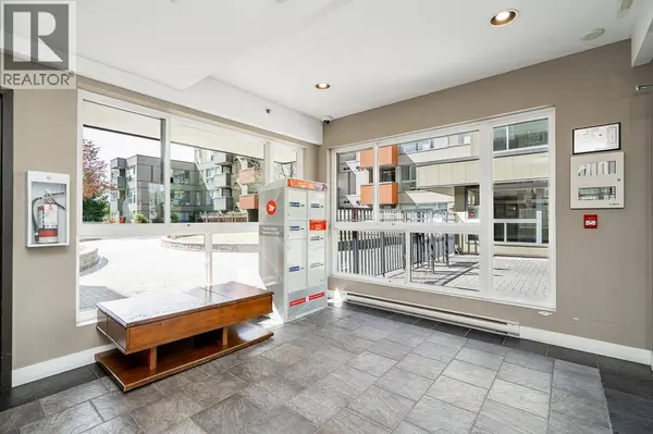 12075 228 ST #208, Maple Ridge, BC V2X6M2