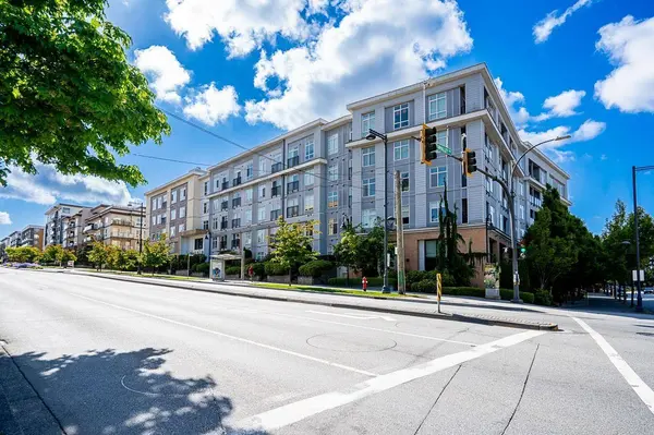 13728 108 AVE #103, Surrey, BC V3T0G2