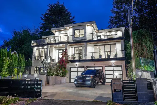 10490 125a ST, Surrey, BC V3V 5A3