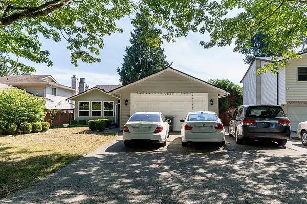 13032 61 AVENUE, Surrey, BC V3X2H5