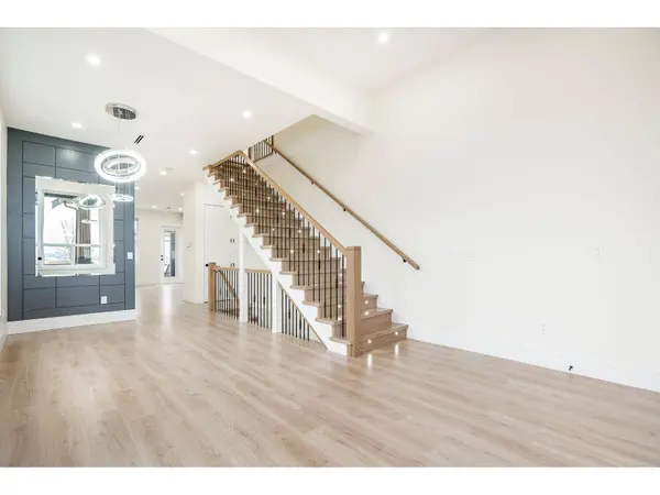 10648 124 STREET, Surrey, BC V3V0E2