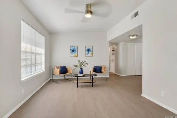 1015 MOUNT SEROLOD DR, San Antonio, TX 78213