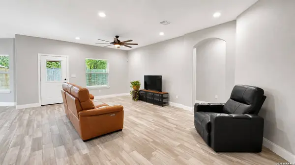 1307 RICKS CIR, San Antonio, TX 78251