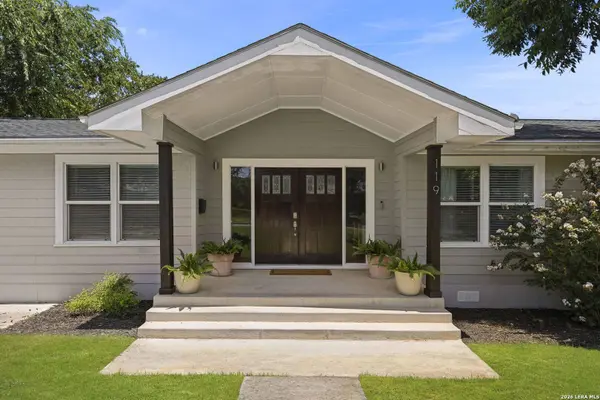 119 Blakeley Dr, San Antonio, TX 78209