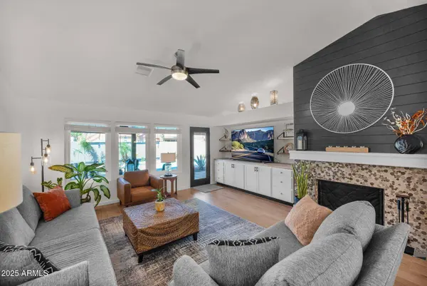 640 N QUARTZ Street, Gilbert, AZ 85234