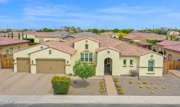 3842 E FOUNTAIN Street, Mesa, AZ 85205