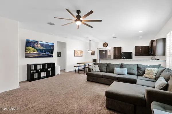 38080 W LA PAZ Street, Maricopa, AZ 85138