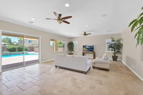3047 E ATHENA Avenue, Gilbert, AZ 85297
