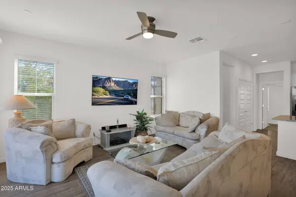 4018 E PONY Lane #101, Gilbert, AZ 85295