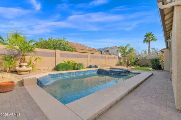 3810 E LATHAM Court, Gilbert, AZ 85297