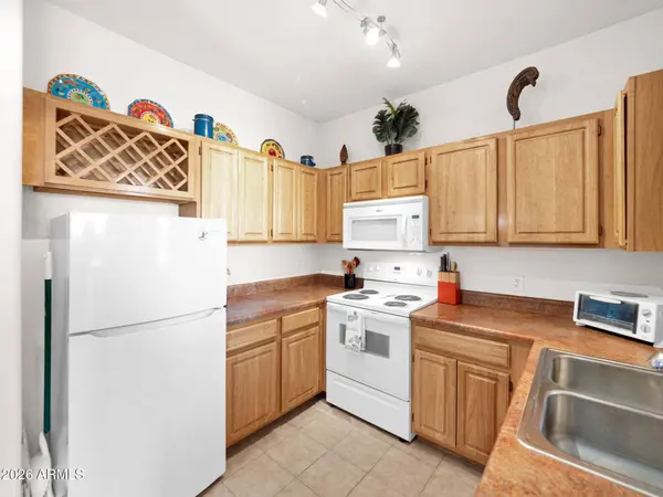 2929 W YORKSHIRE Drive ##2015, Phoenix, AZ 85027