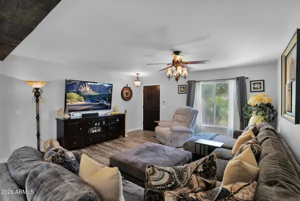 4296 E PINTO VALLEY Road, San Tan Valley, AZ 85143