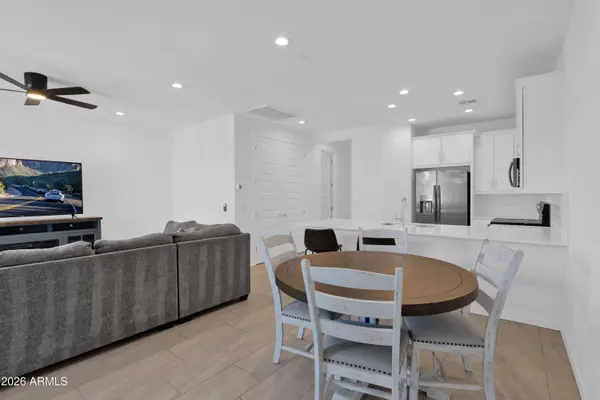 9838 E WAVELENGTH Avenue, Mesa, AZ 85212