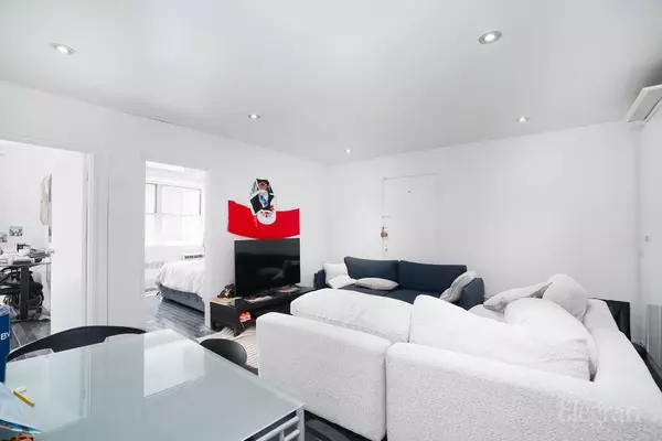 New York, NY 10011,170 W 23rd St #5A