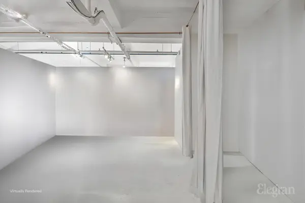 450 W 31st St #2N, New York, NY 10001