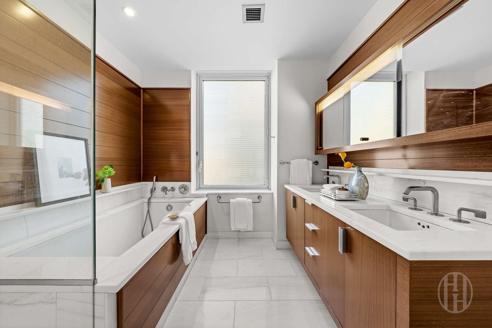 60 Riverside Blvd. 1902 Lincoln Square New York NY 10069