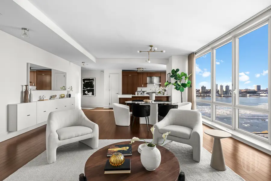 60 Riverside Blvd #1902, New York, NY 10069-0201