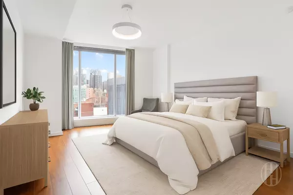 New York, NY 10023-8270,1 West End Ave #19E