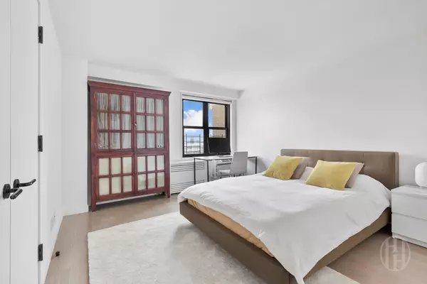 New York, NY 10025,175 W 95th St #26G