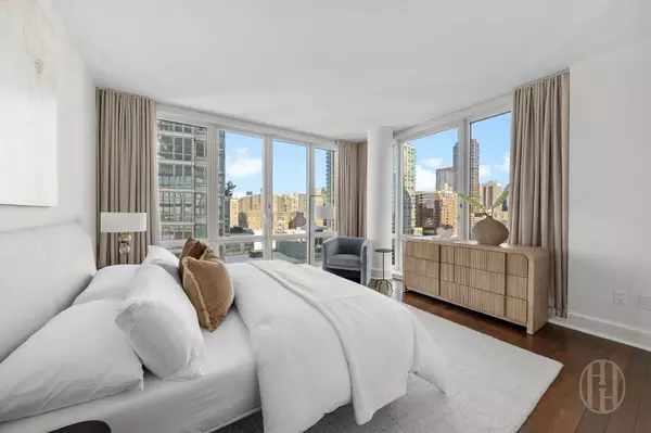 New York, NY 10069-0201,60 Riverside Blvd #1902