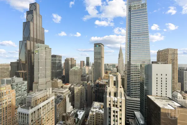 520 5th Ave #52B, New York, NY 10036-7502