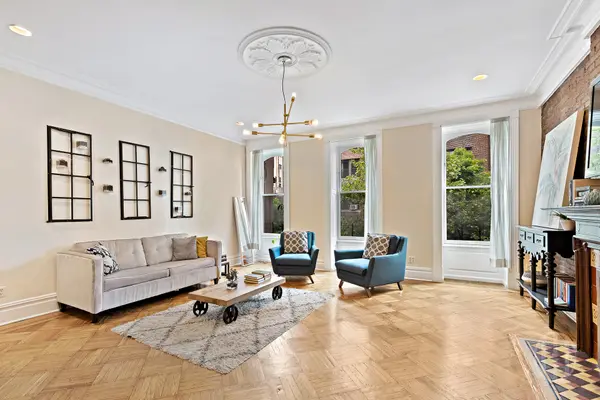 31 W 84th St #3, New York, NY 10024-4730