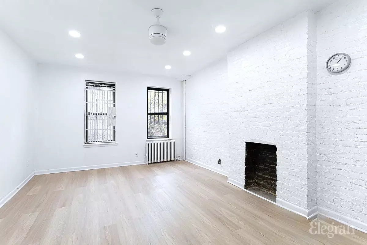 New York, NY 10036,426 W 46th St #2D
