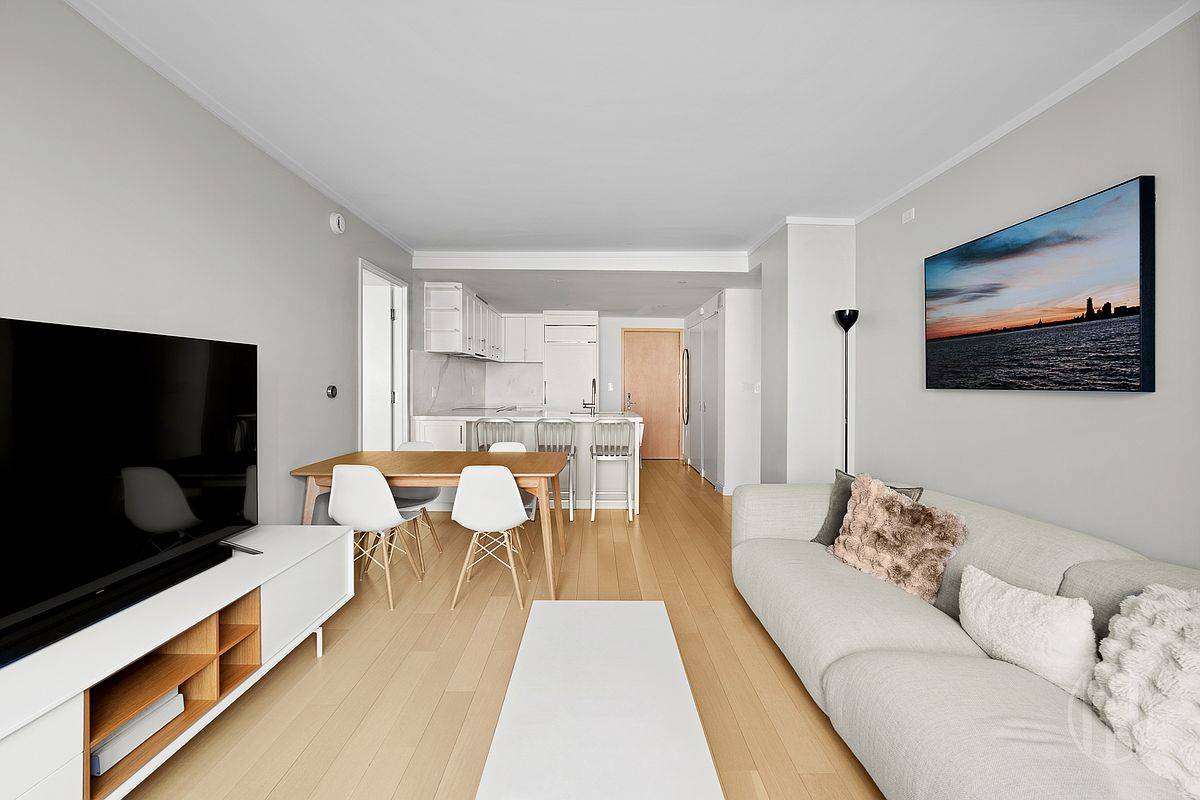 212 Warren Street 5N Battery Park City New York NY 10282