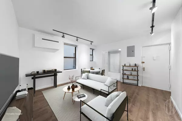 4 W 109th St #5G, New York, NY 10025-2671