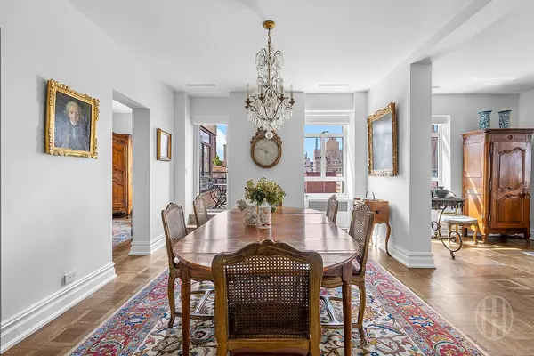 19 E 88th St #PHD, New York, NY 10128-0500