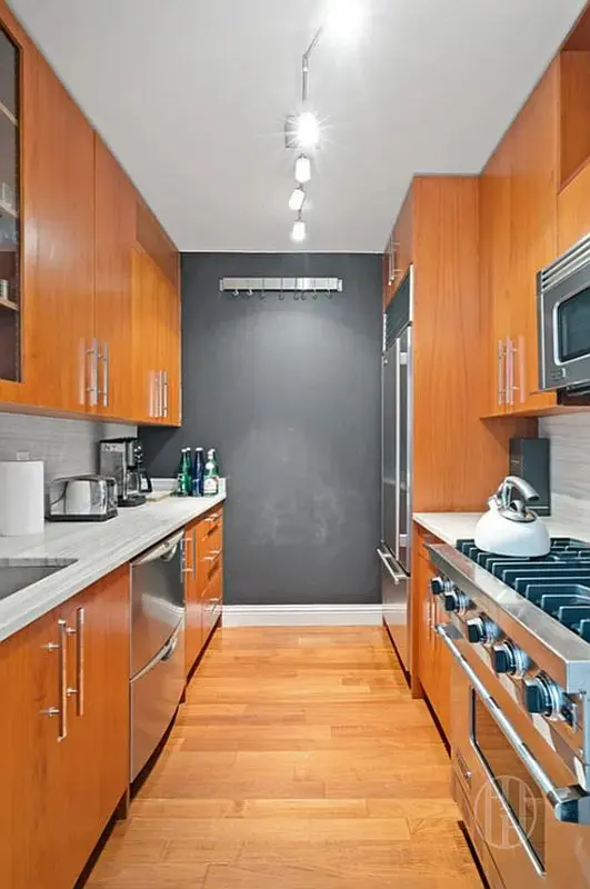 88 Greenwich St #702, New York, NY 10006-2204
