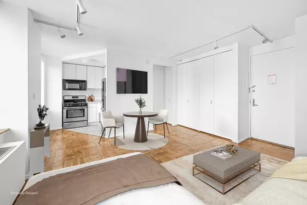 236 E 47th St #33D, New York, NY 10017