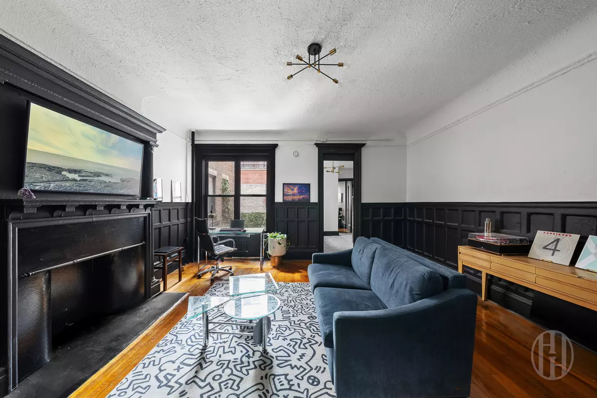 New York, NY 10025,249 W 102nd St #1B