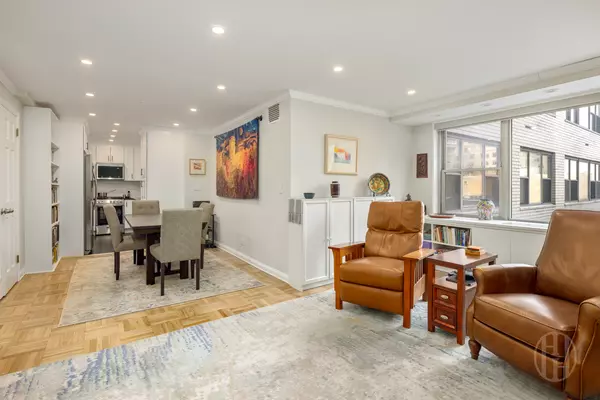 New York, NY 10023,15 W 72nd St #10H