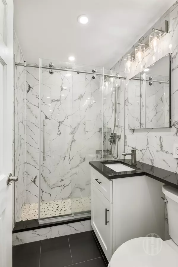 New York, NY 10023,15 W 72nd St #10H