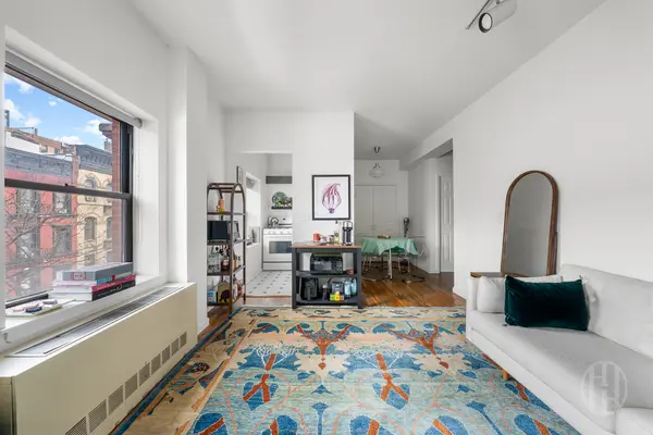 186 W 80th St #4K, New York, NY 10024